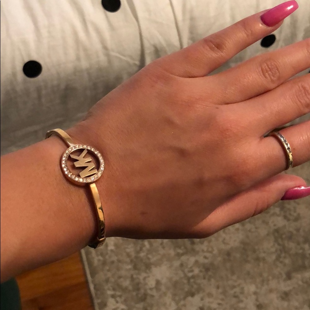 Michael Kors gold bracelet - Picture 4 of 5